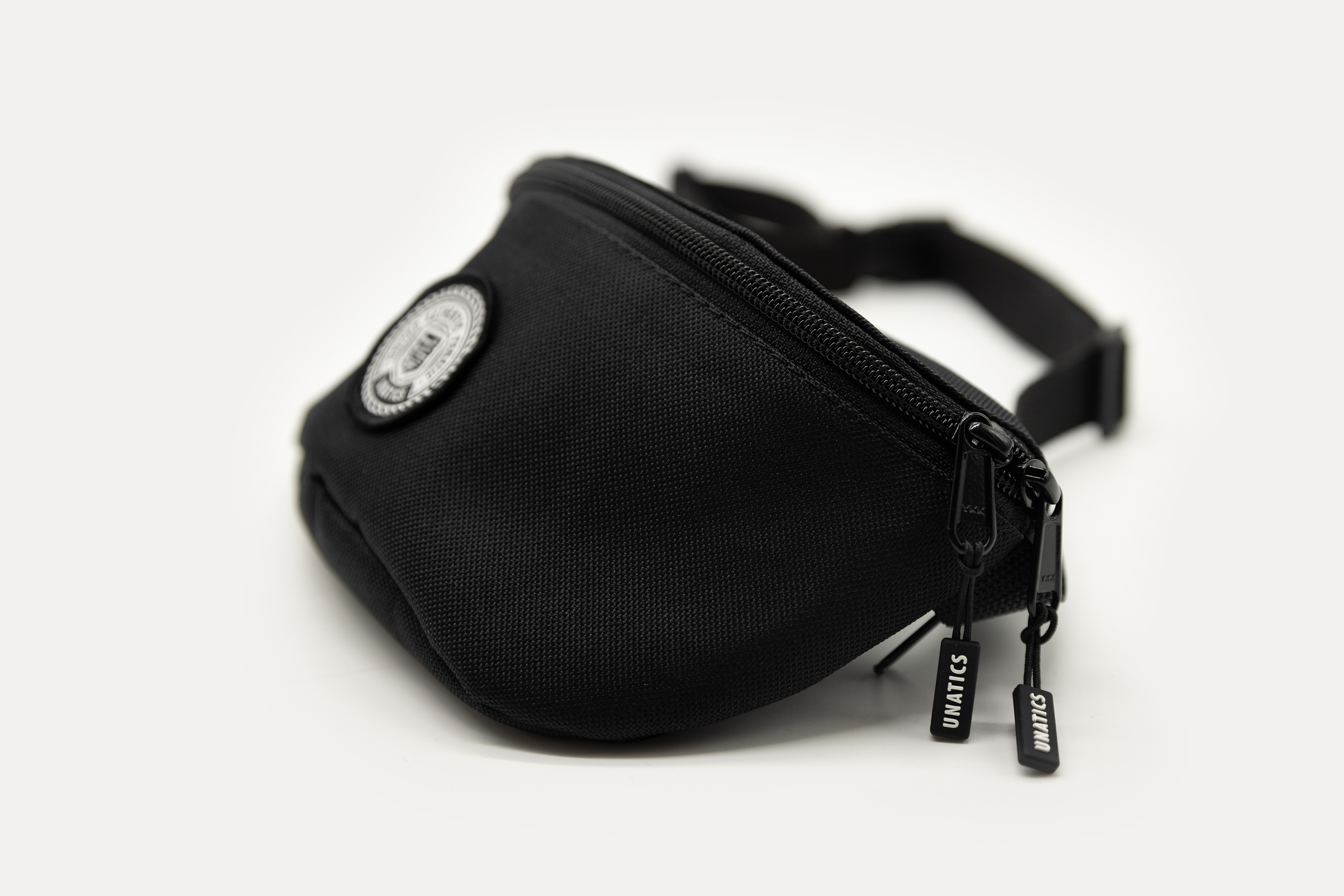 Bauchtasche 'Emblem' black