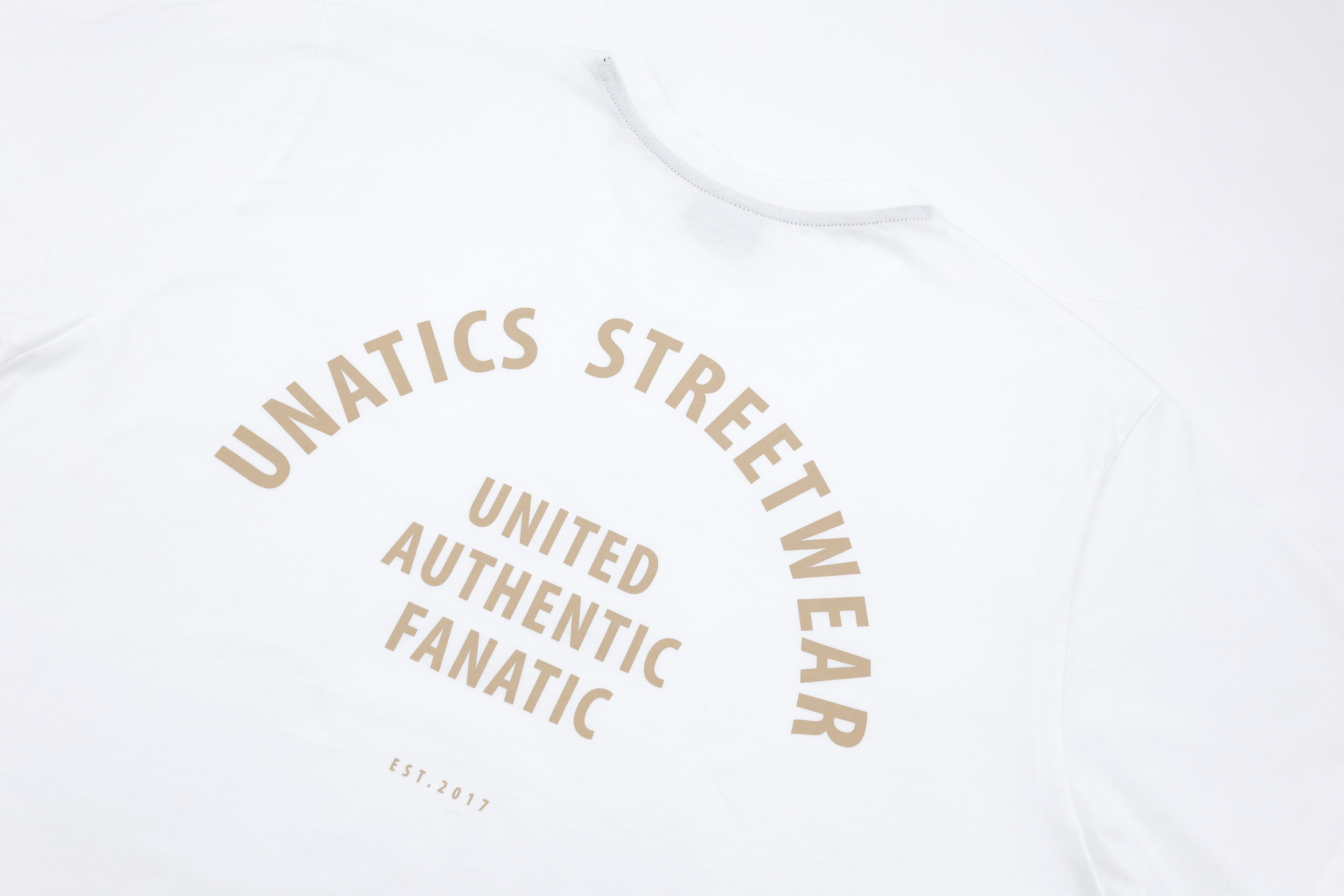 T-Shirt 'Streetwear Backprint' white