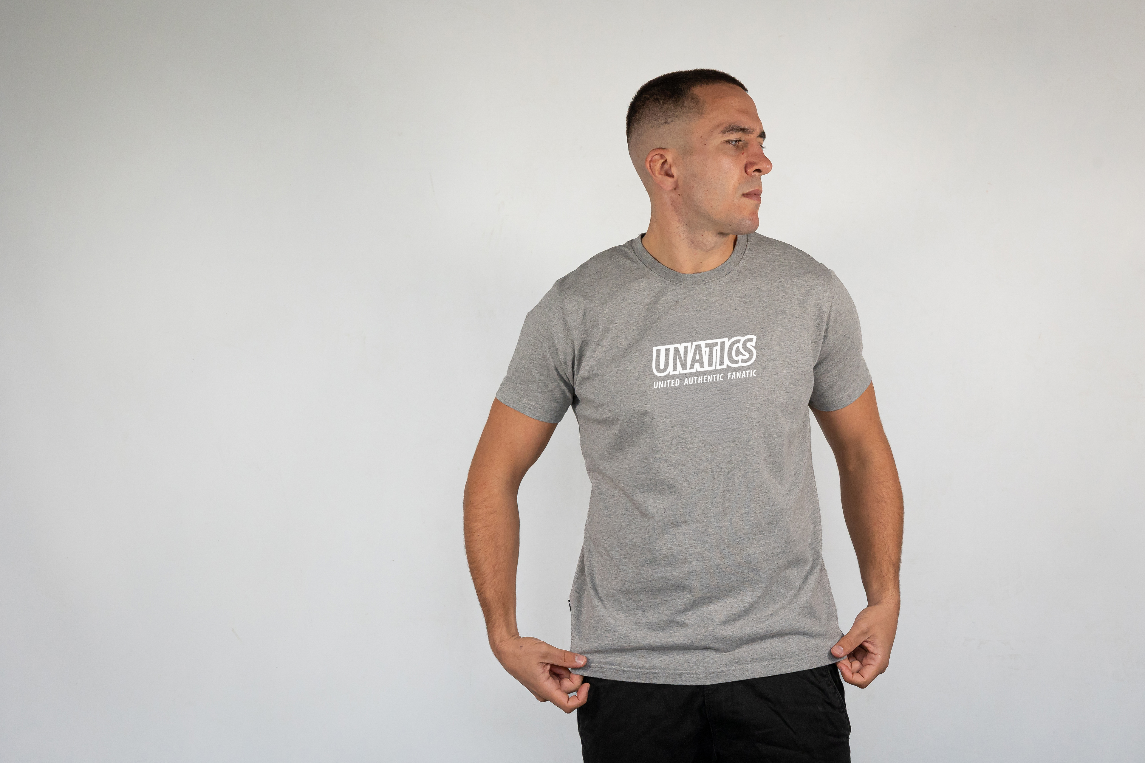 T-Shirt 'Outline' grey