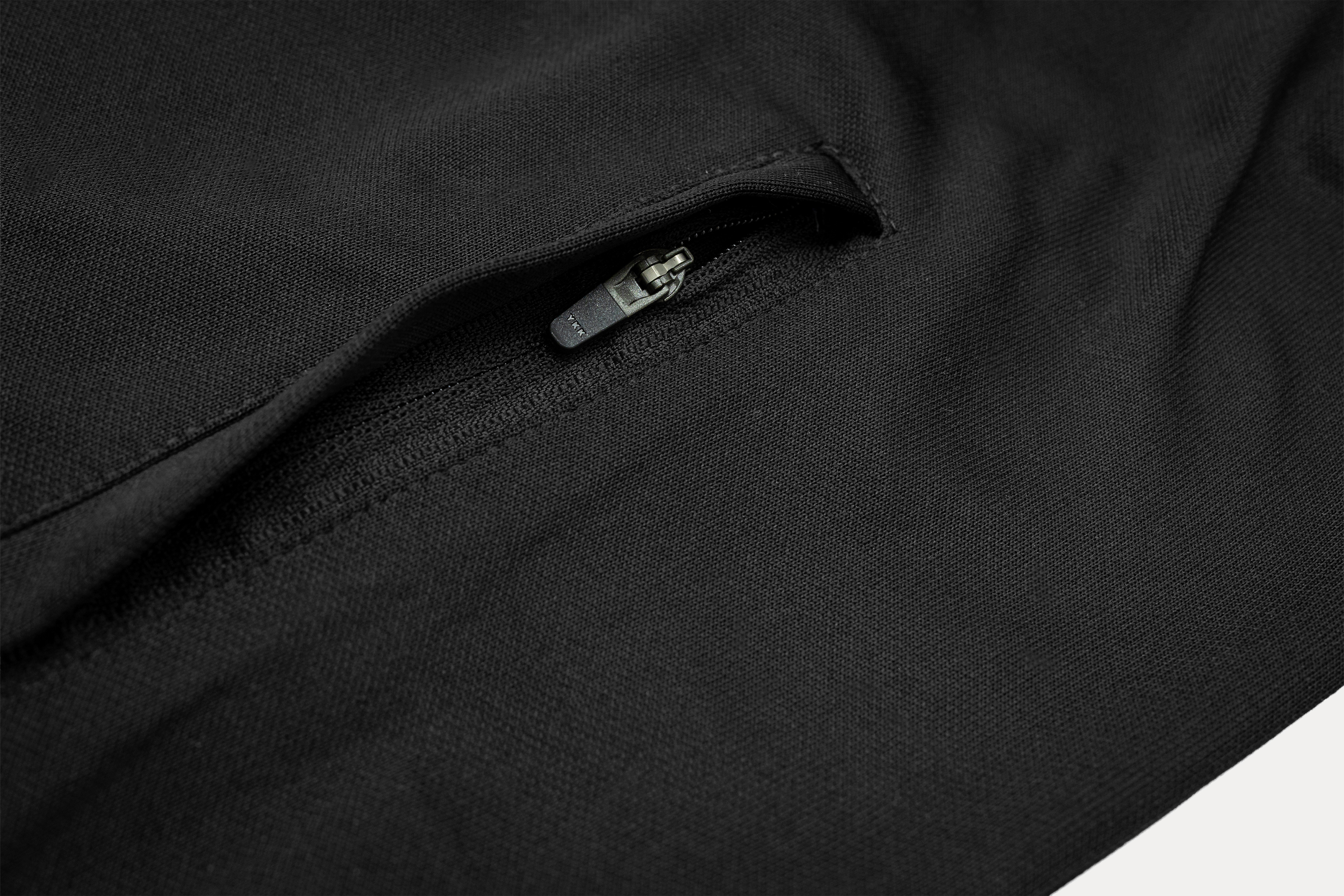 Tracktop 'Italic' black