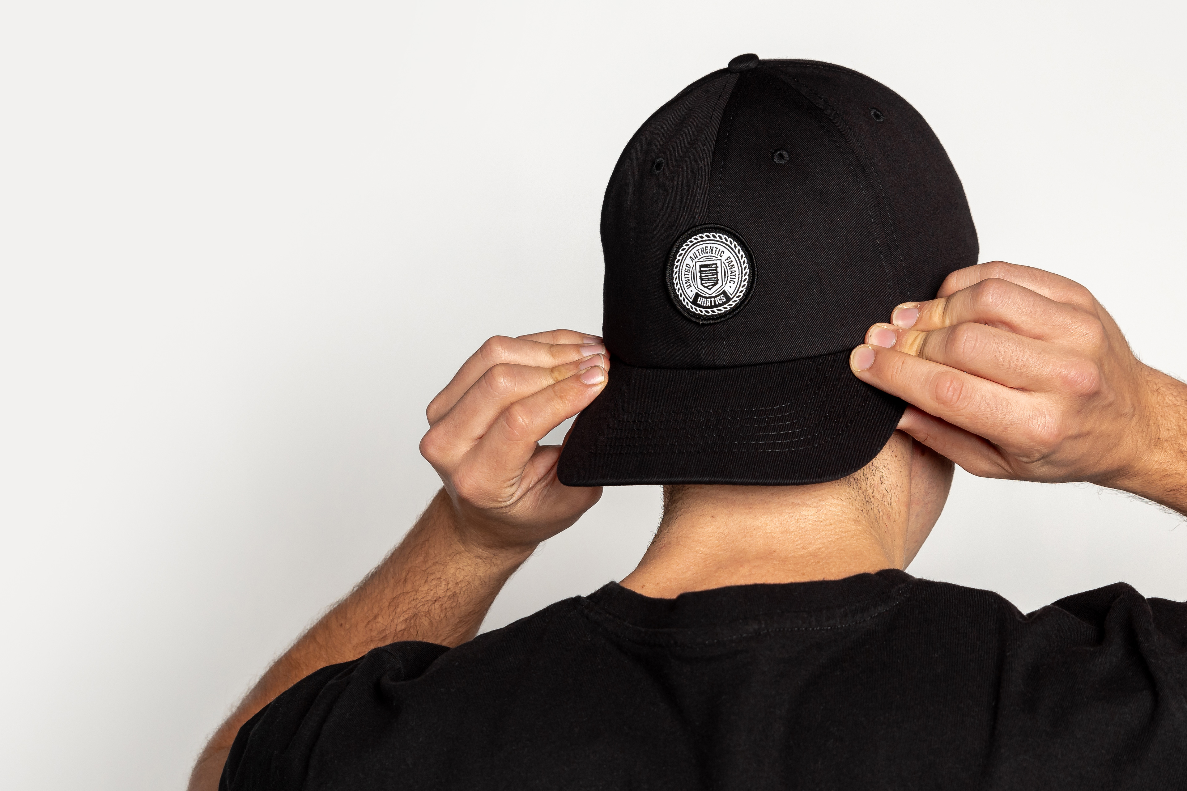 Cap 'Emblem' black