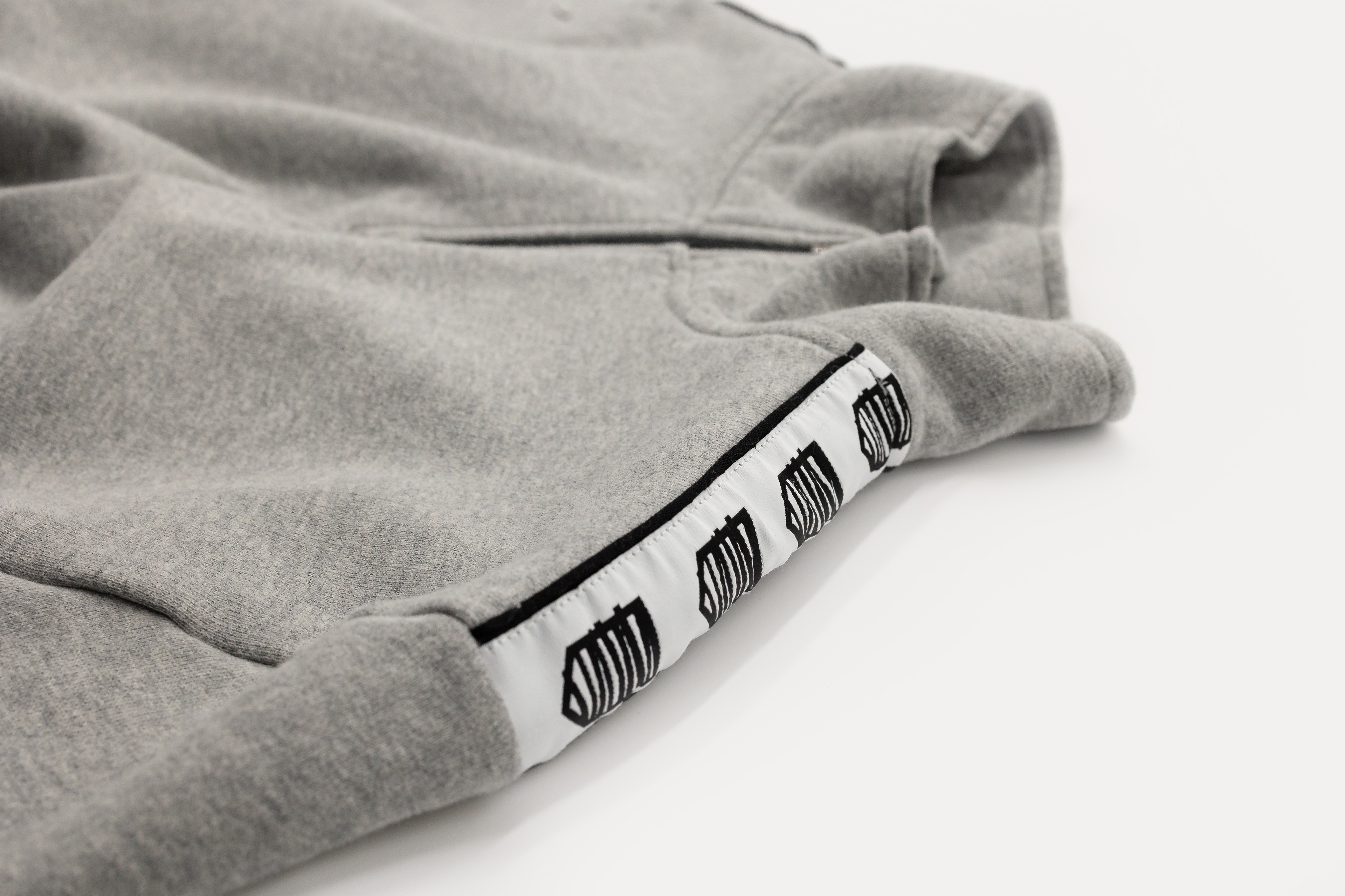 Halfzip 'Taping Logo' grey