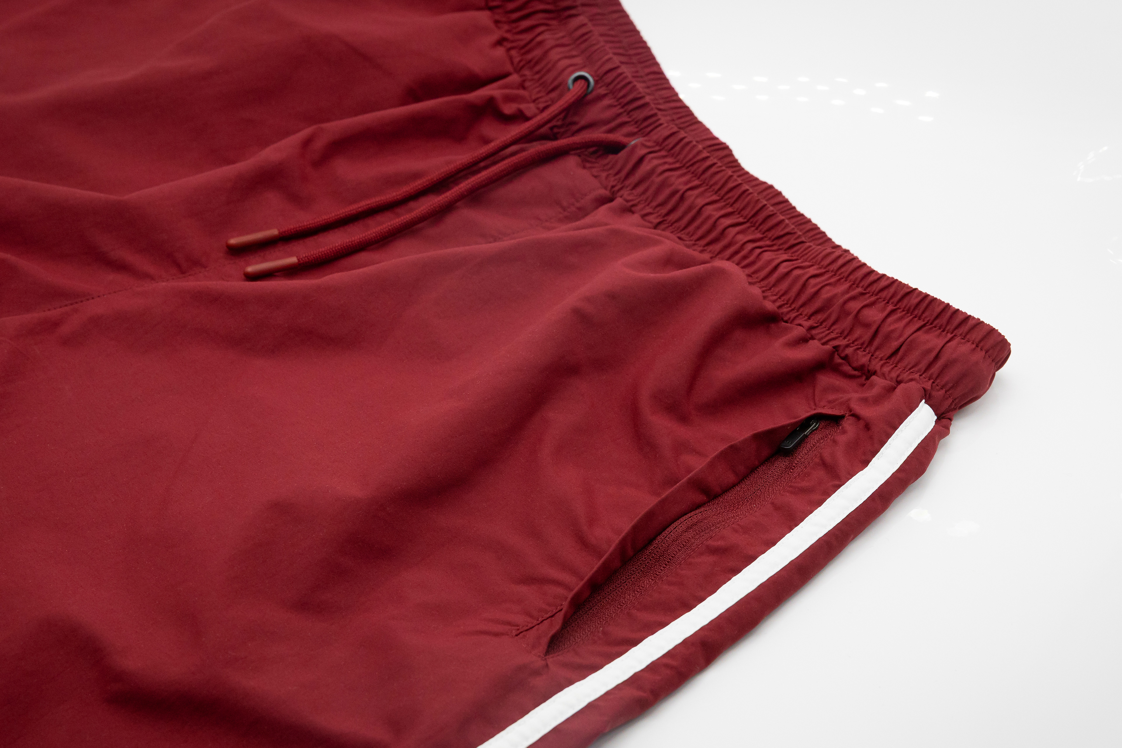 Short 'Retro Line' burgundy