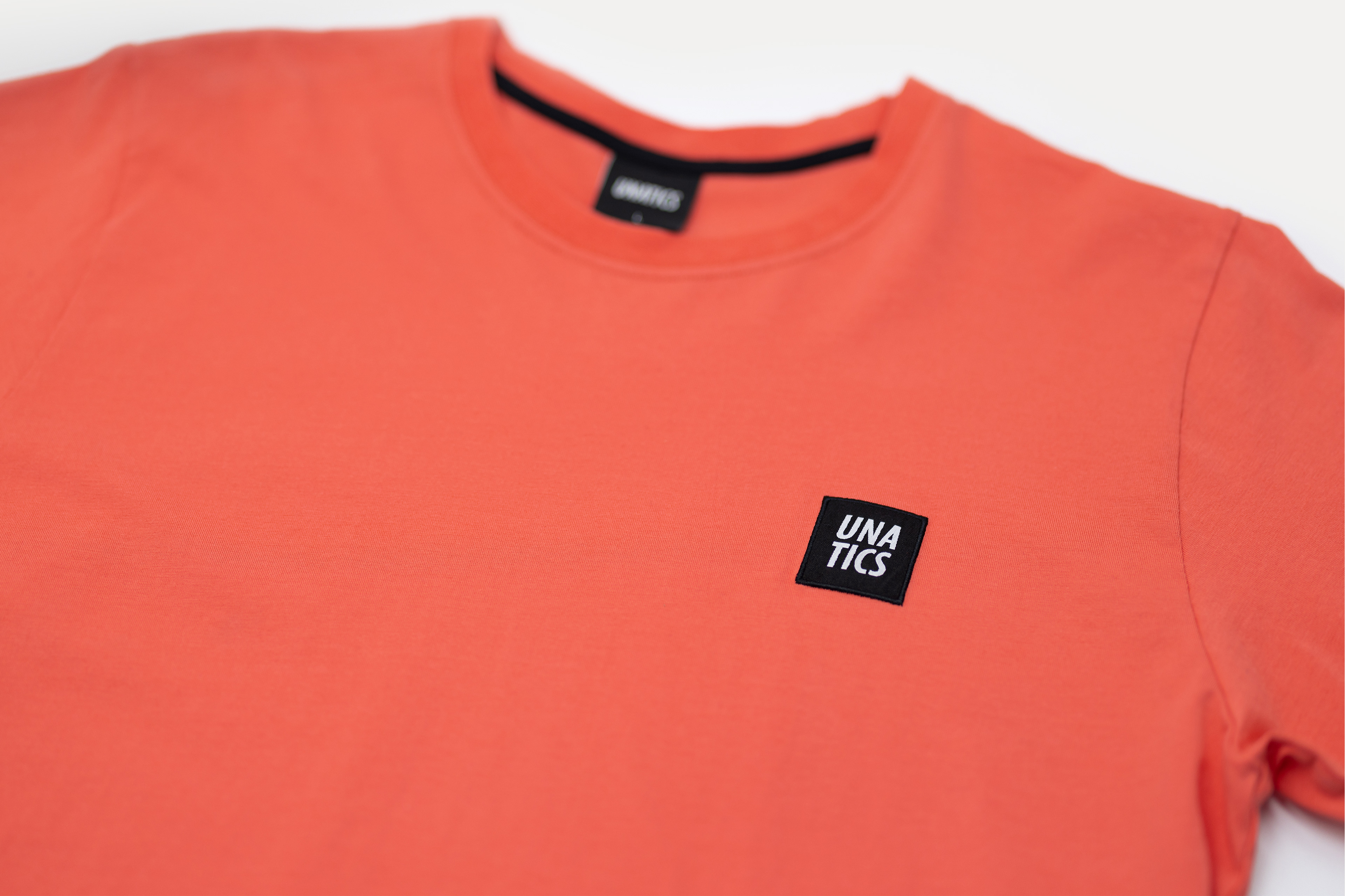 T-Shirt 'Brand Label' coral